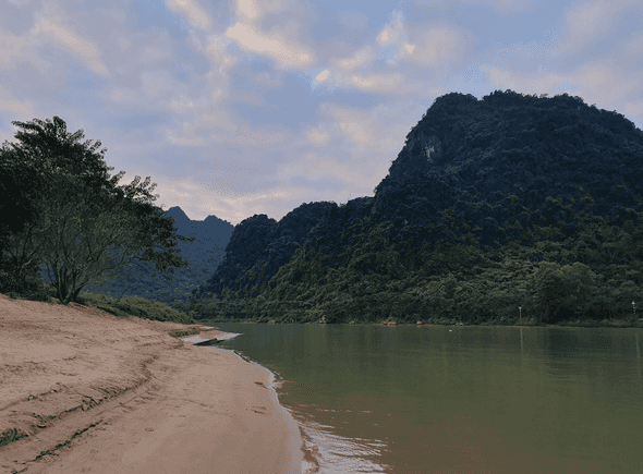 Sunset on the rivers of Phong Nha